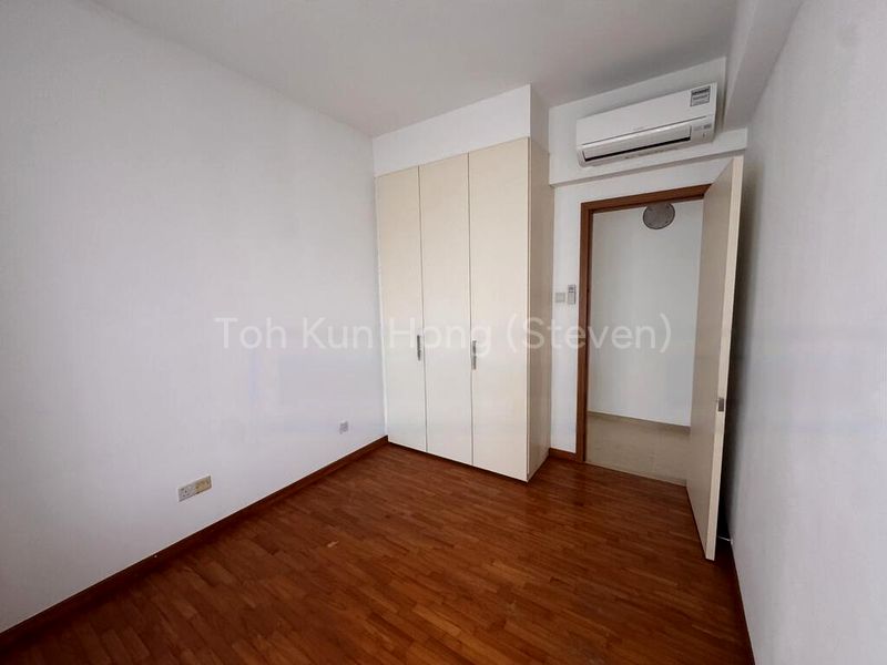 3 Bed Condo for Rent in  De Royale - Image 2